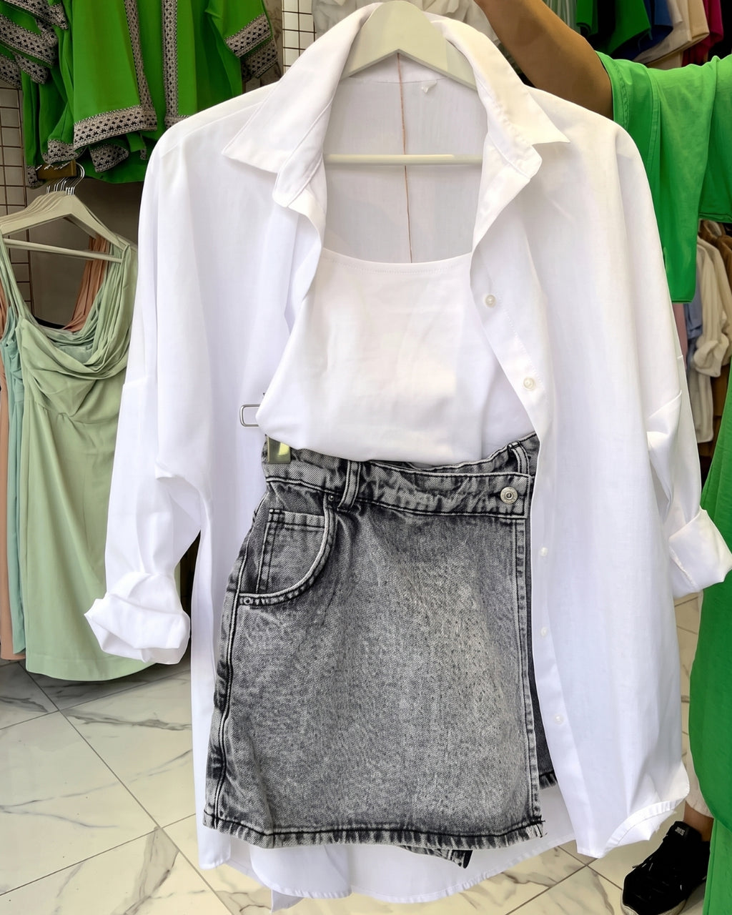 Olina - Elegant White Shirt Shorts Casual Wear Set