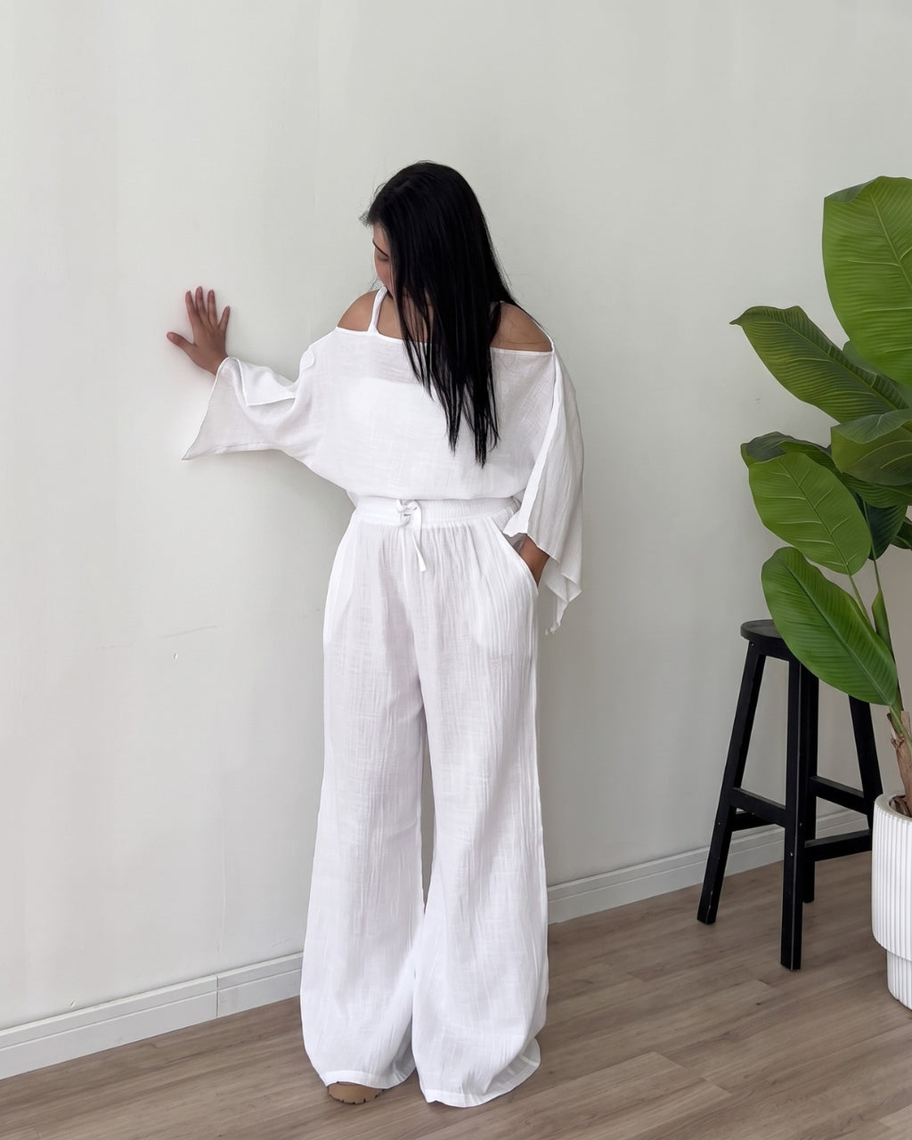 Orina - White Relaxed Resort Co-Ord Set